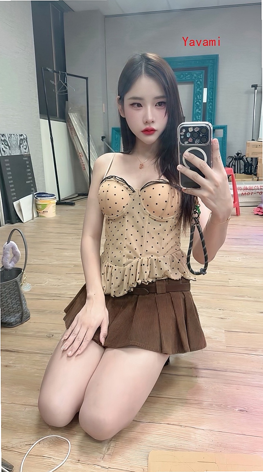 TICKET: 小辣 @ 大安外送茶 / 高檔顏值空姐 / 身高170cm / 體重54kg / 胸圍E罩杯 / 年齡20歲 / 想被你的大肉棒塞滿滿~嗯啊~ 偷偷出來兼職的哦 乃大不油哦